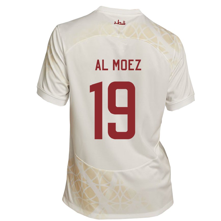 Moteriškas Kataro Almoez Ali #19 Auksinė Smėlio Spalvos Išvykos Marškinėliai 22-24 T-shirt